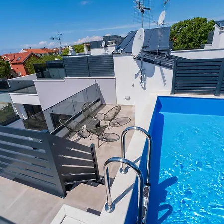 Golden Sunlit Haven Holiday With Pool And Sauna * Vodice